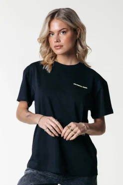 Flower Shapes T-shirt | Black