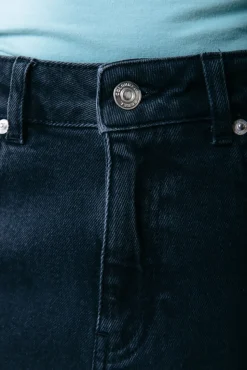 Gaias High Rise Denim | Dark grey denim