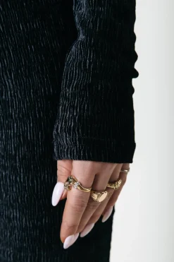 Jewel Structure Velvet Top | Black