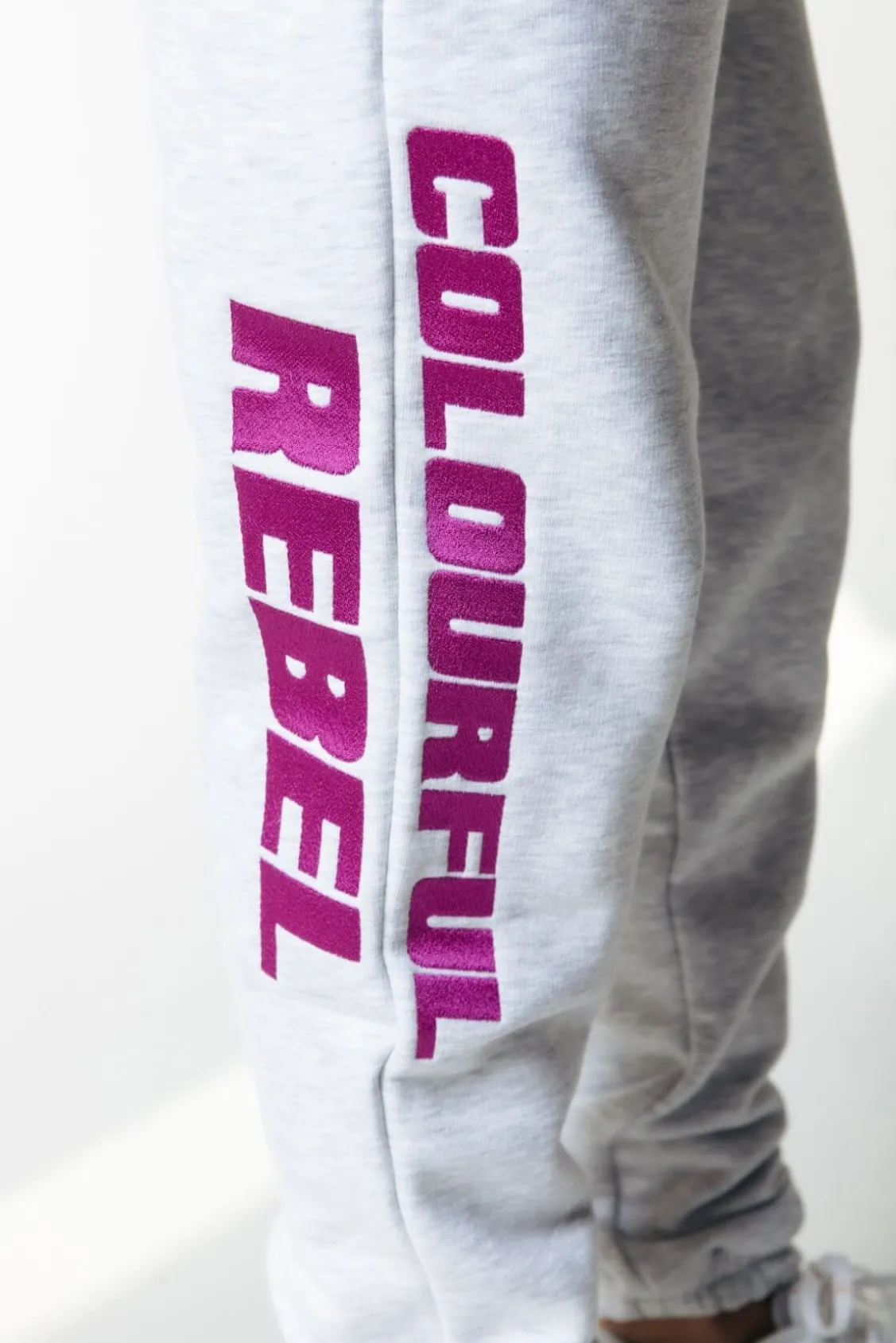 Joelle Logo Jogger Pants | Light grey melange