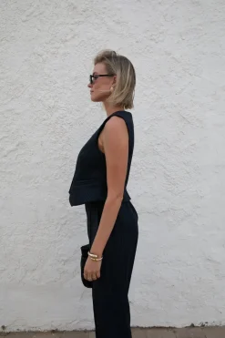 Loiza Pinstripe Gilet | Dark blue